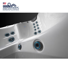 Load image into Gallery viewer, Endless Pools® Fitness Systems E700